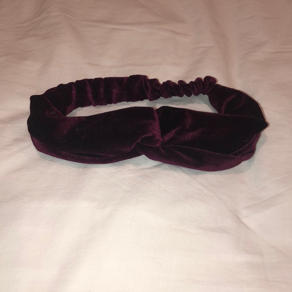 Old Navy maroon headband